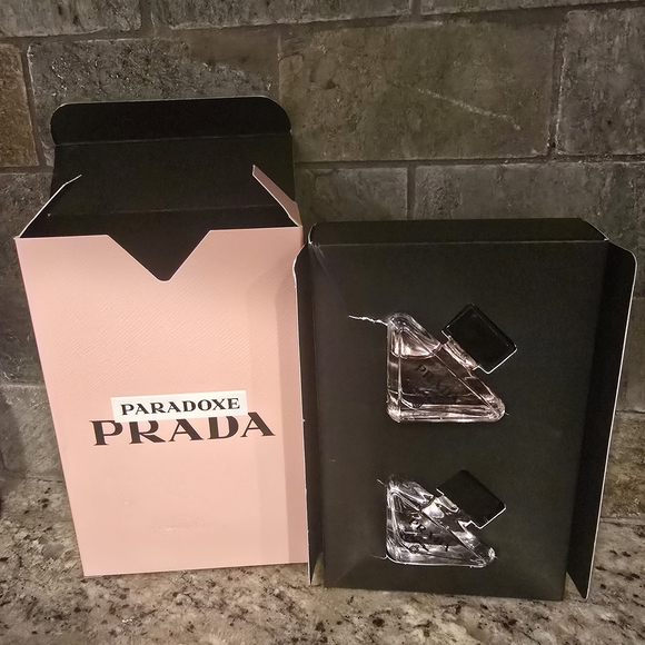 Prada Paradoxe Perfumes - Picture 6 of 10